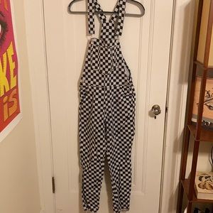 UNIF checkered overalls